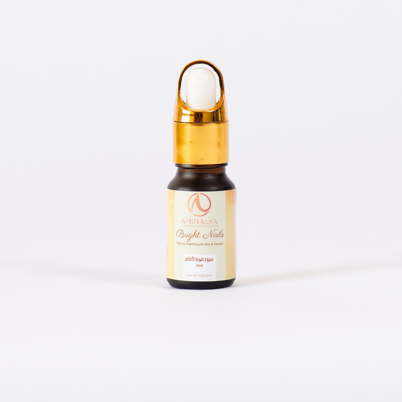 سيروم تقوية الأظافر على إصلاح الأظافر الهشة و المتقصفة